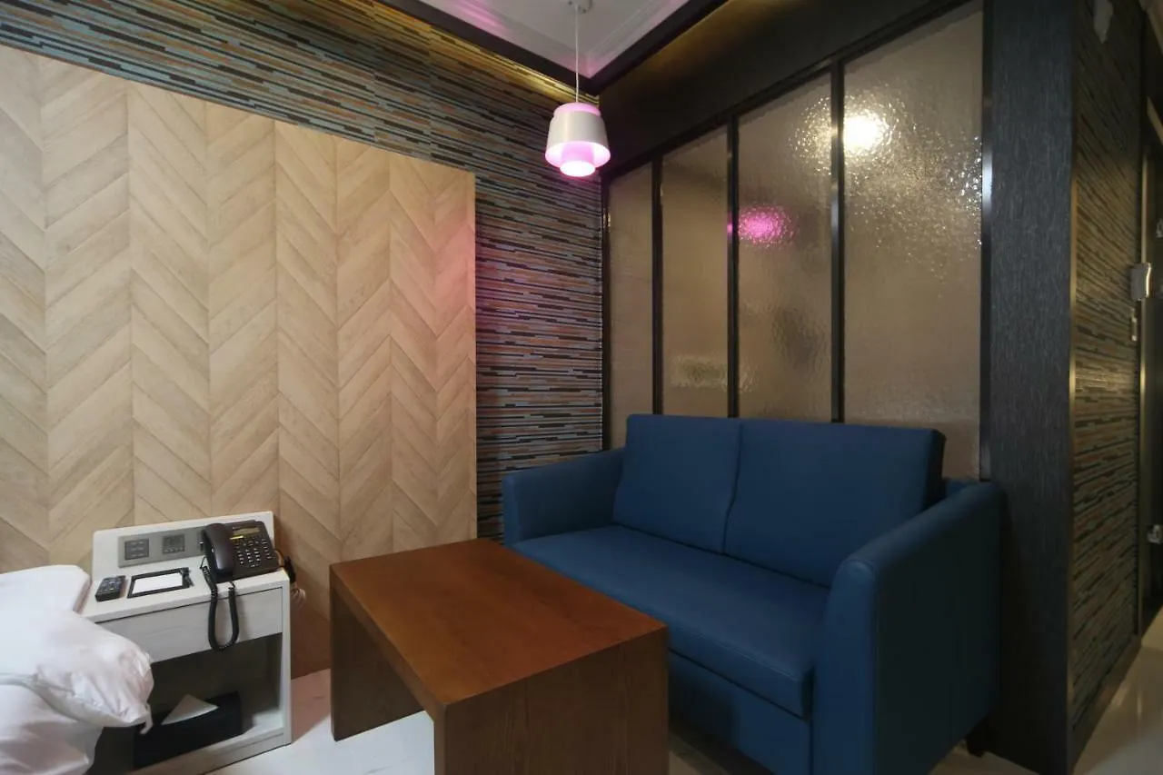 Bestie Hotel Busan 3*,